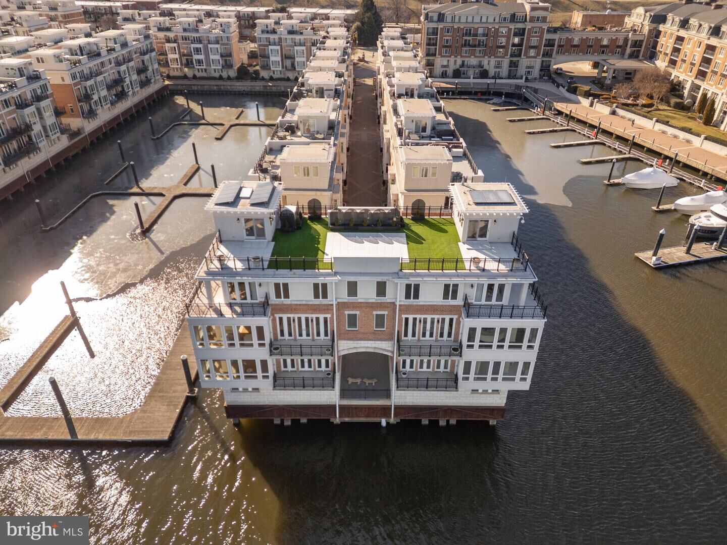Property Photo: 622 Ponte Villas N 162/163 MD 21230