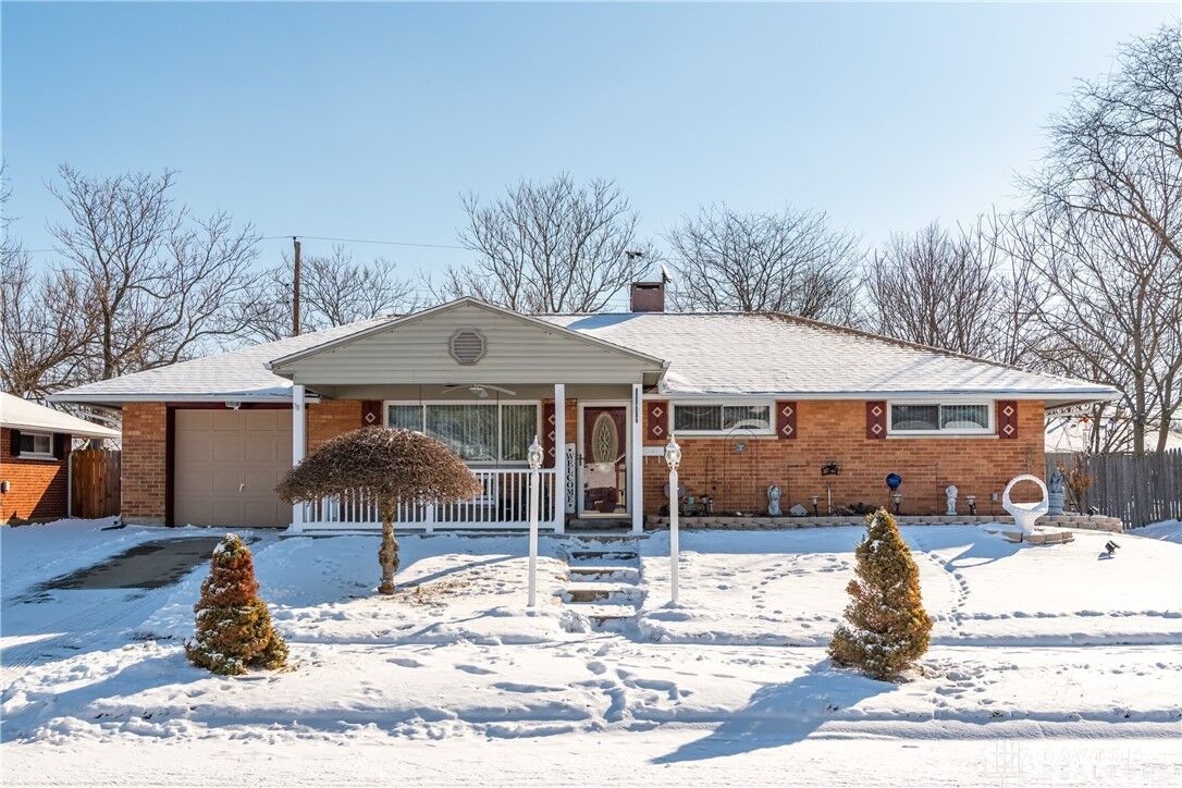 Property Photo: 5726 Traymore Drive OH 45424