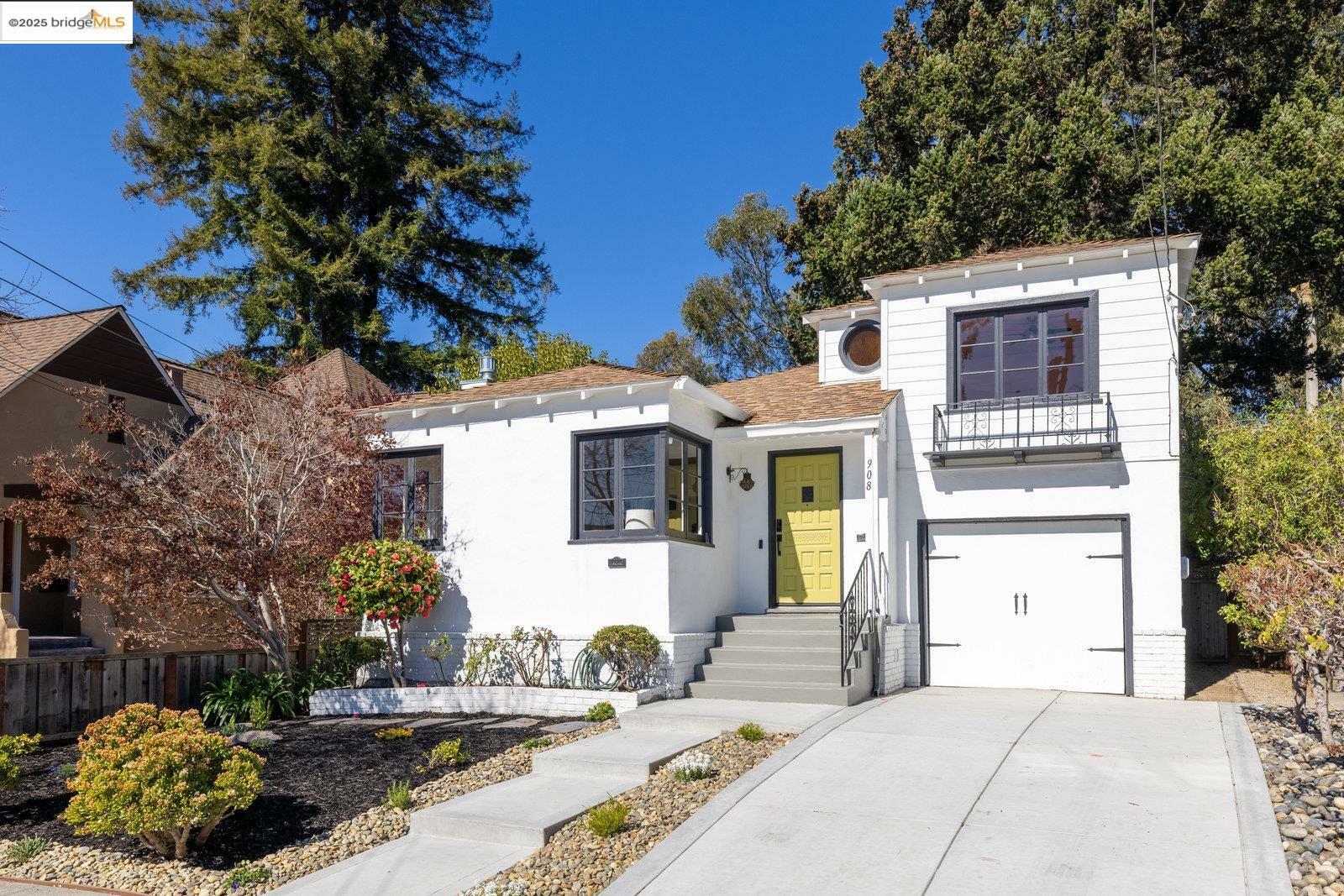 Property Photo:  908 Rodney Dr  CA 94577 