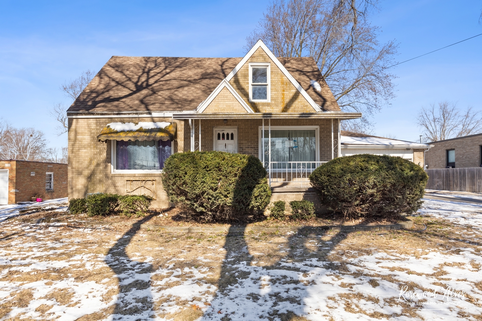 Property Photo:  445 W Division Street  IL 60950 