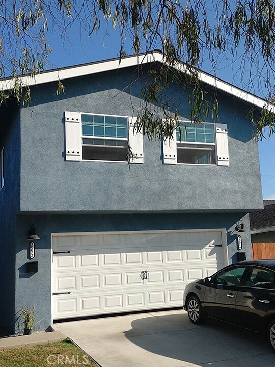 Property Photo:  20076 Marina Lane N  CA 92646 