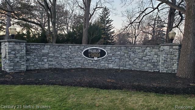 8007 Bridle Path Court  Grand Blanc Twp MI 48439 photo