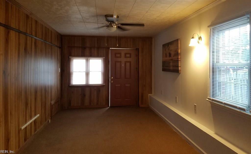 Property Photo: 8530 Orcutt Ave VA 23605