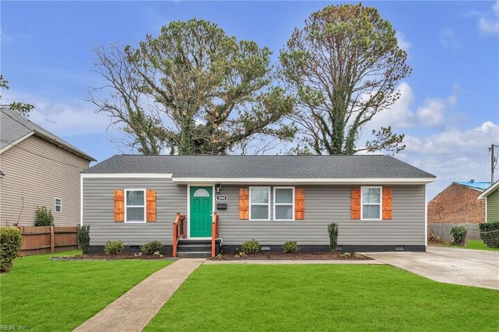 7044 Gregory Dr  Norfolk VA 23513 photo