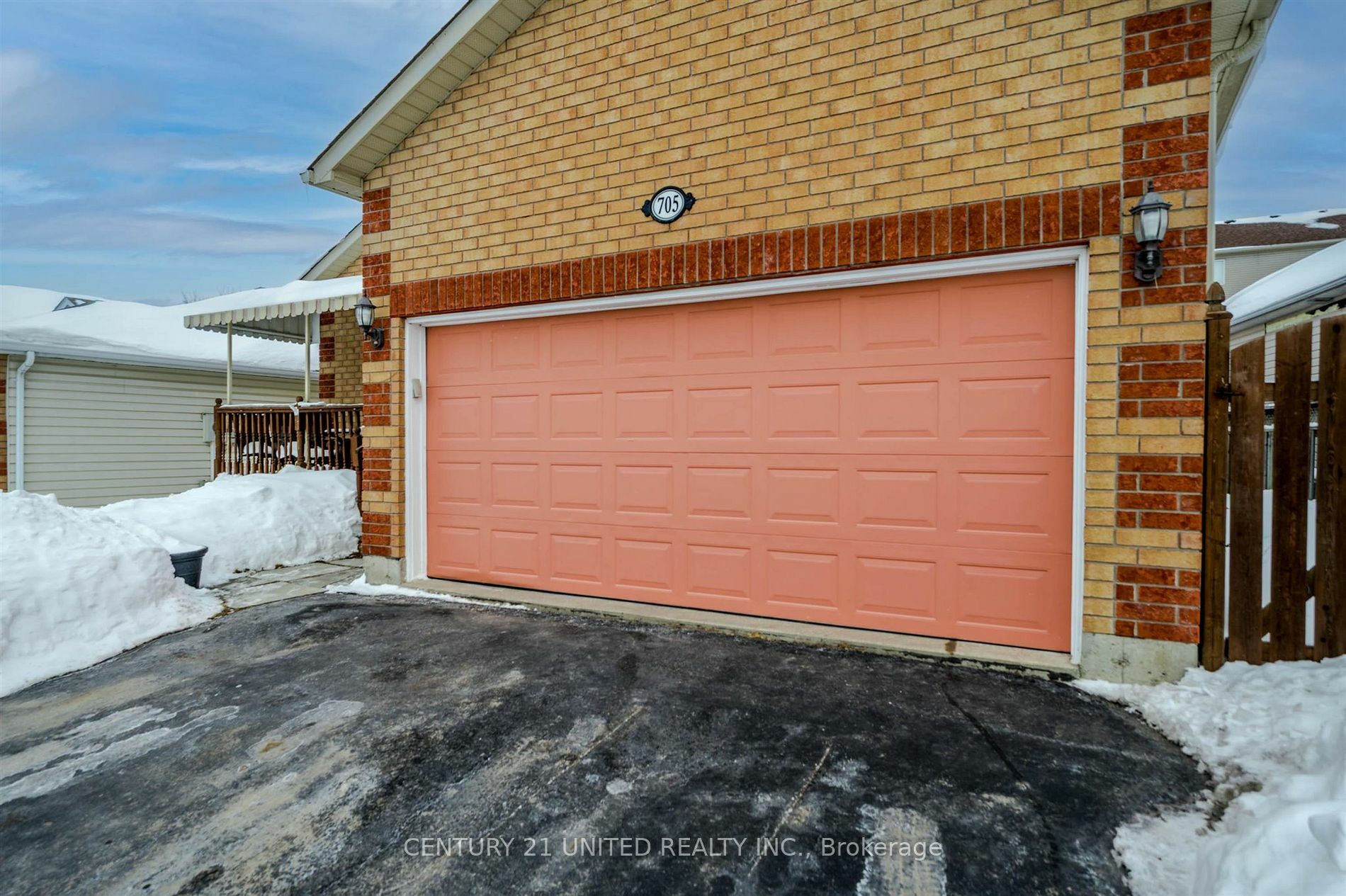 Property Photo:  705 Trailview Dr  ON K9J 8P1 