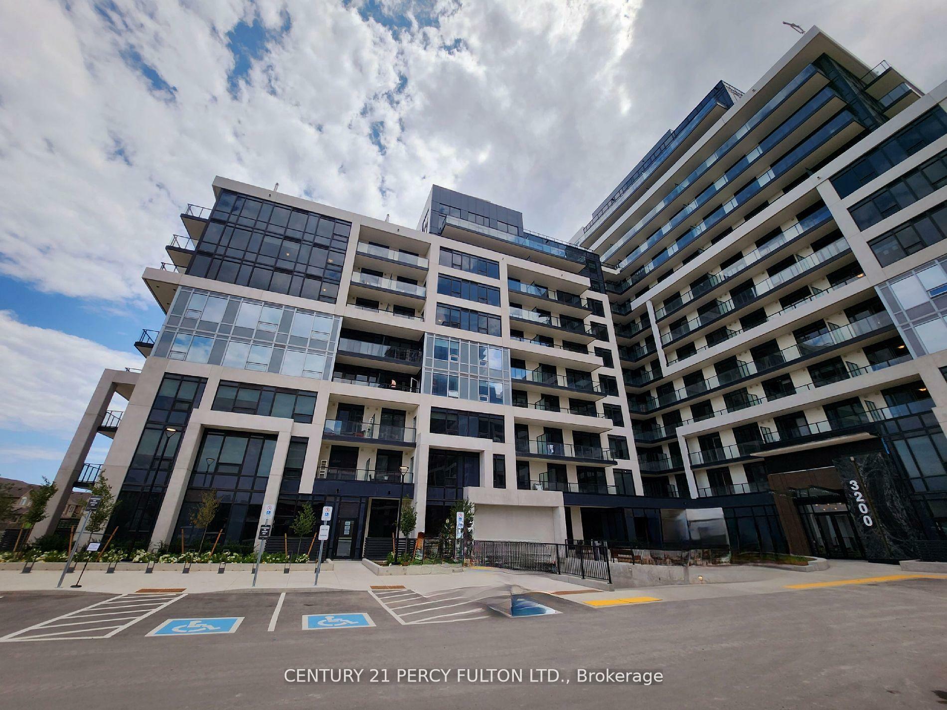 Photo de la propriété: 3200 William Coltson Avenue 512 ON L6H 7W6