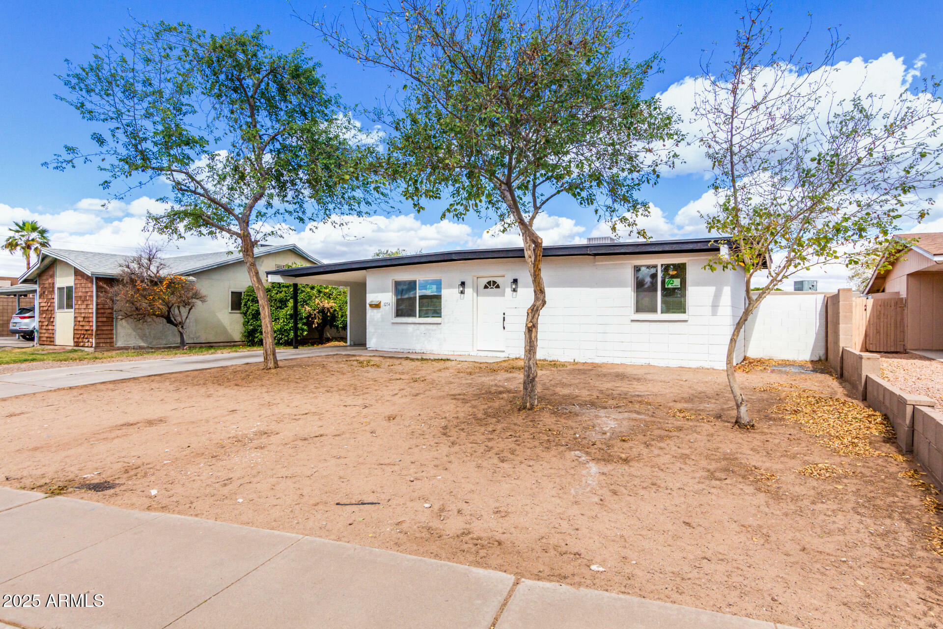 Property Photo:  1254 W Manhatton Drive  AZ 85282 