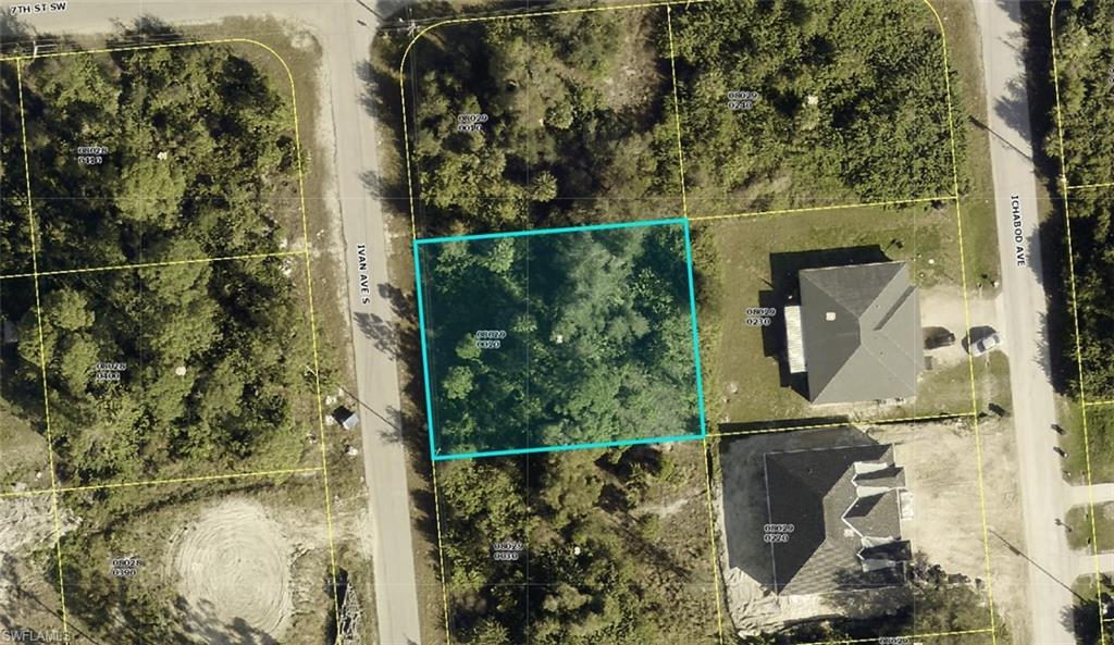 Property Photo: 705/707 Ivan Ave S FL 33973