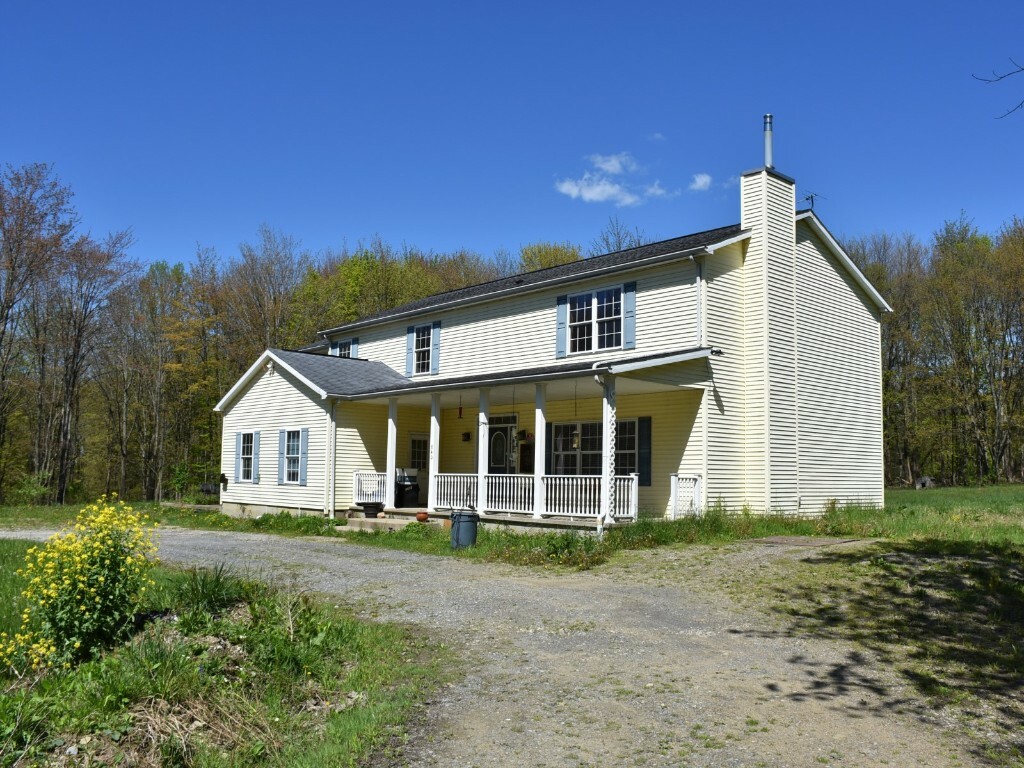 Property Photo: 840 Lura Road PA 16403
