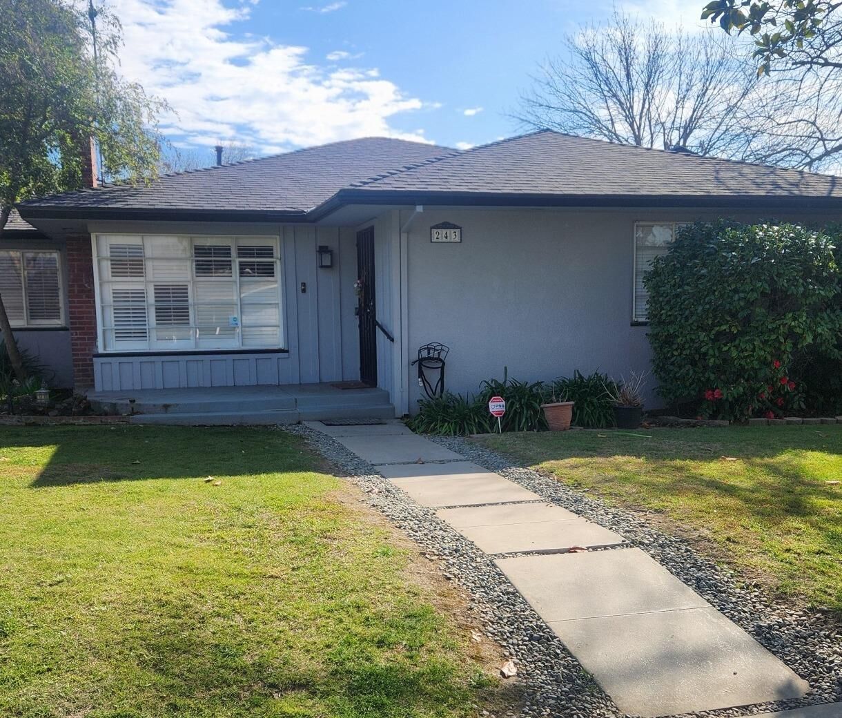 Property Photo:  243 W Fountain Way  CA 93705 