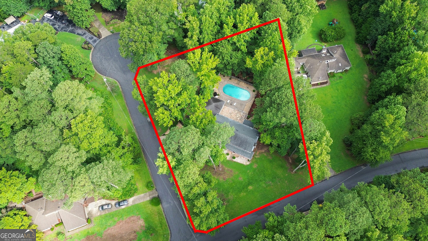 Property Photo: 105 Oak Leaf Court GA 30214