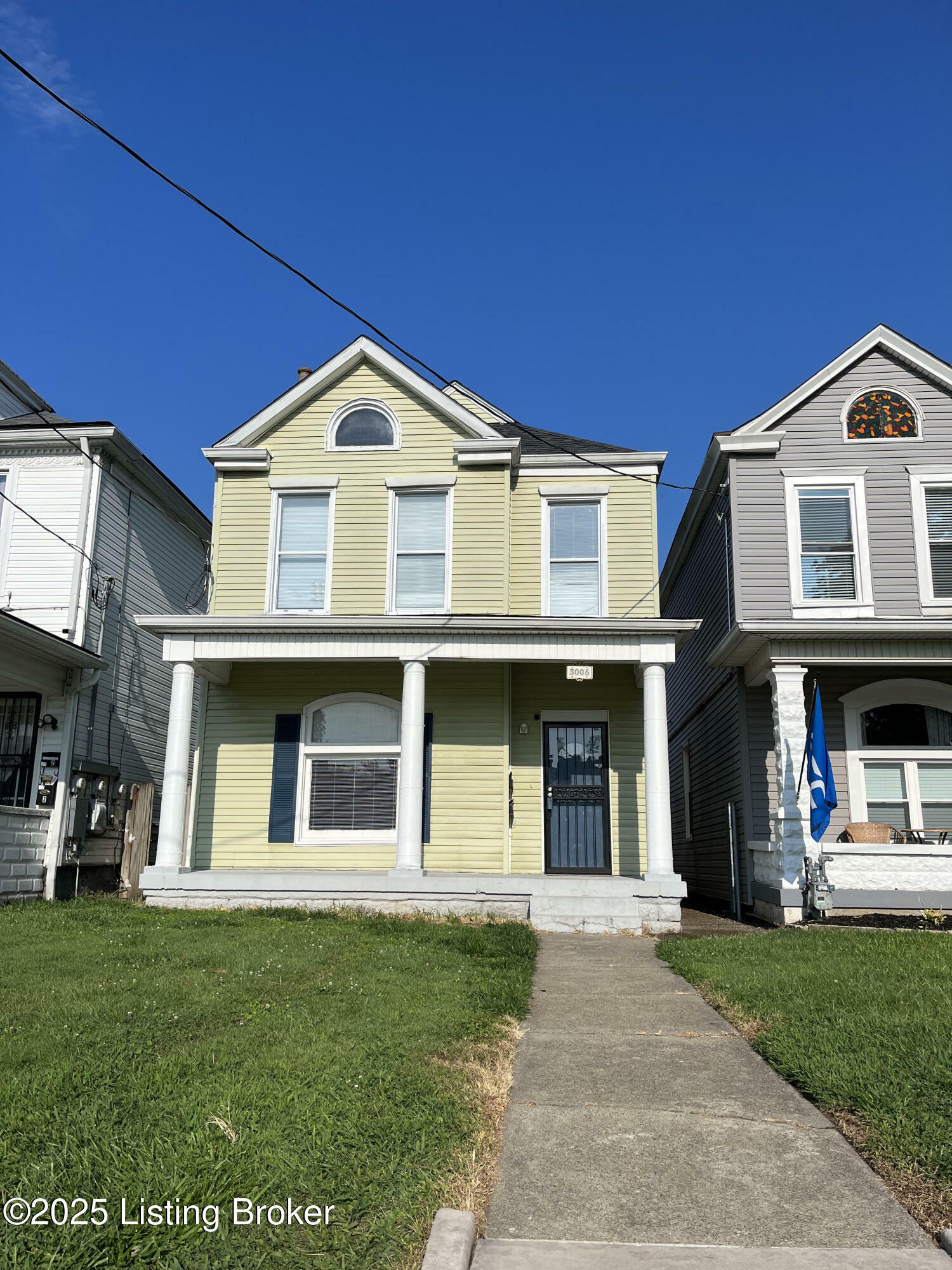 Property Photo:  3006 S 3rd St  KY 40208 