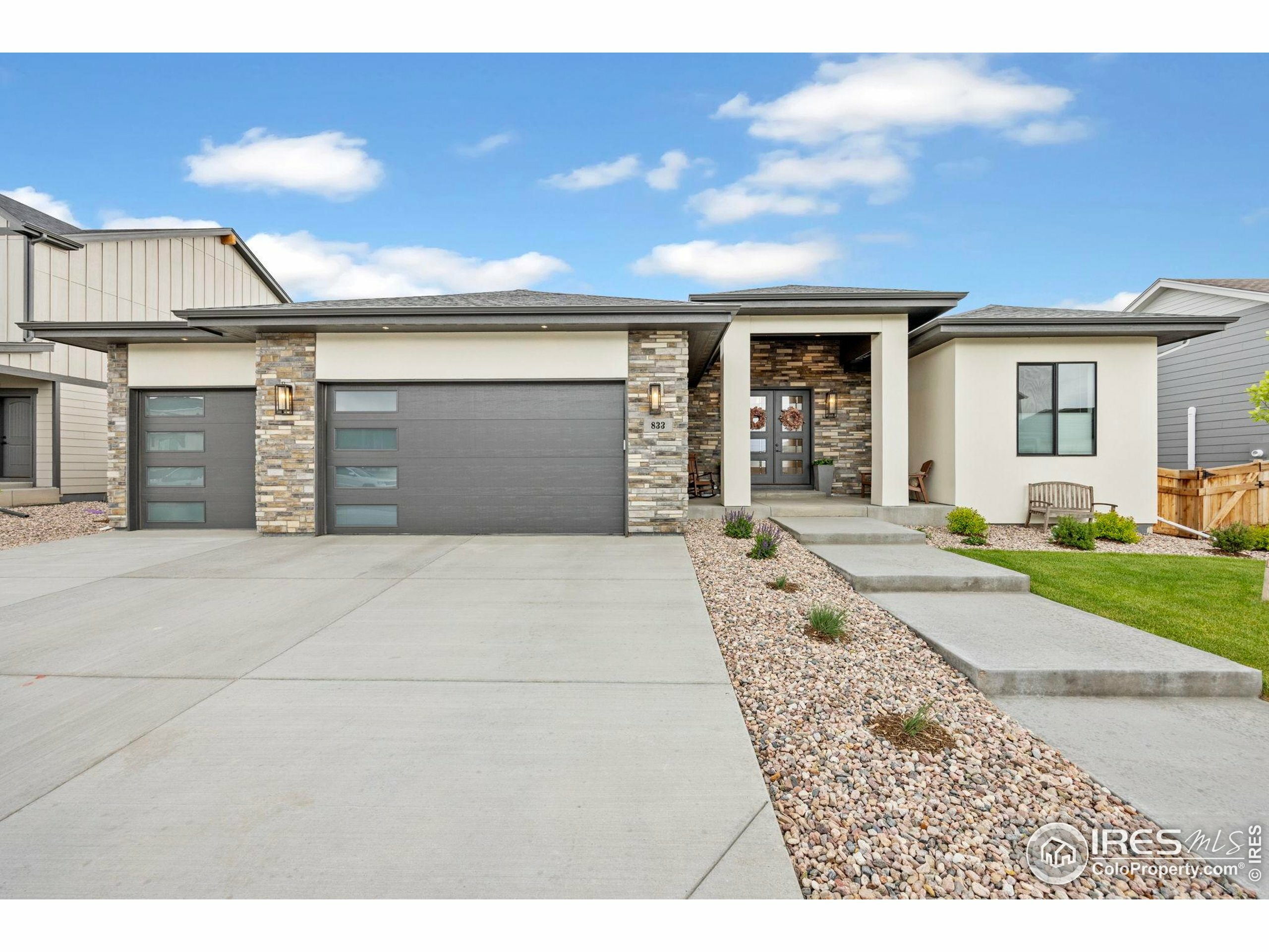 Property Photo: 833 Canoe Birch Dr CO 80550