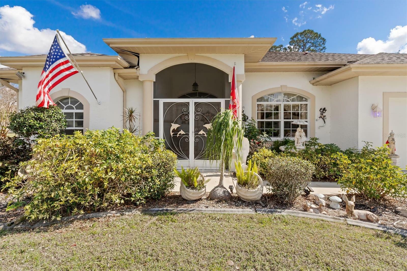 Property Photo: 3816 N Cranberry Boulevard FL 34286