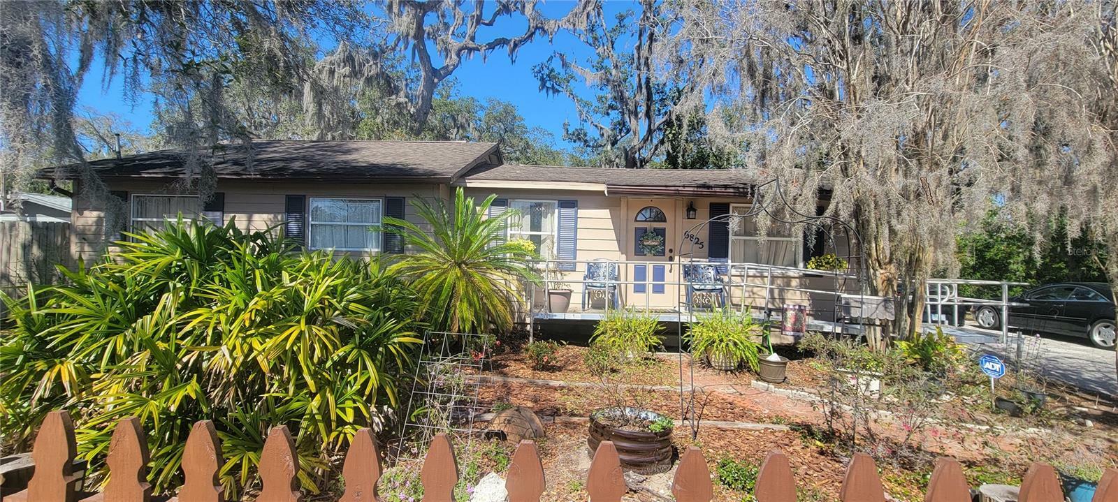 Property Photo:  6825 Main Street  FL 34653 