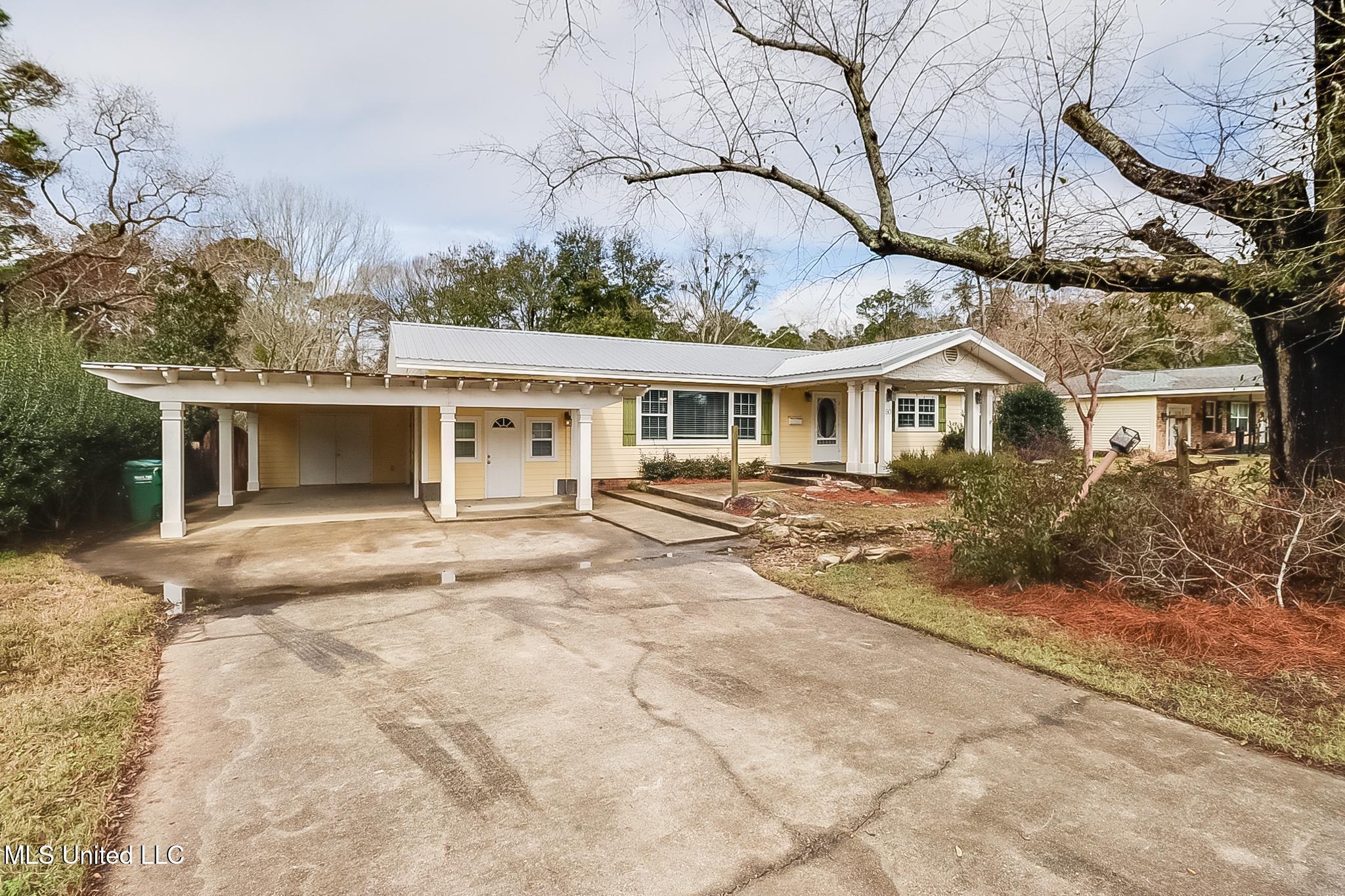Property Photo:  60 54th Street  MS 39507 