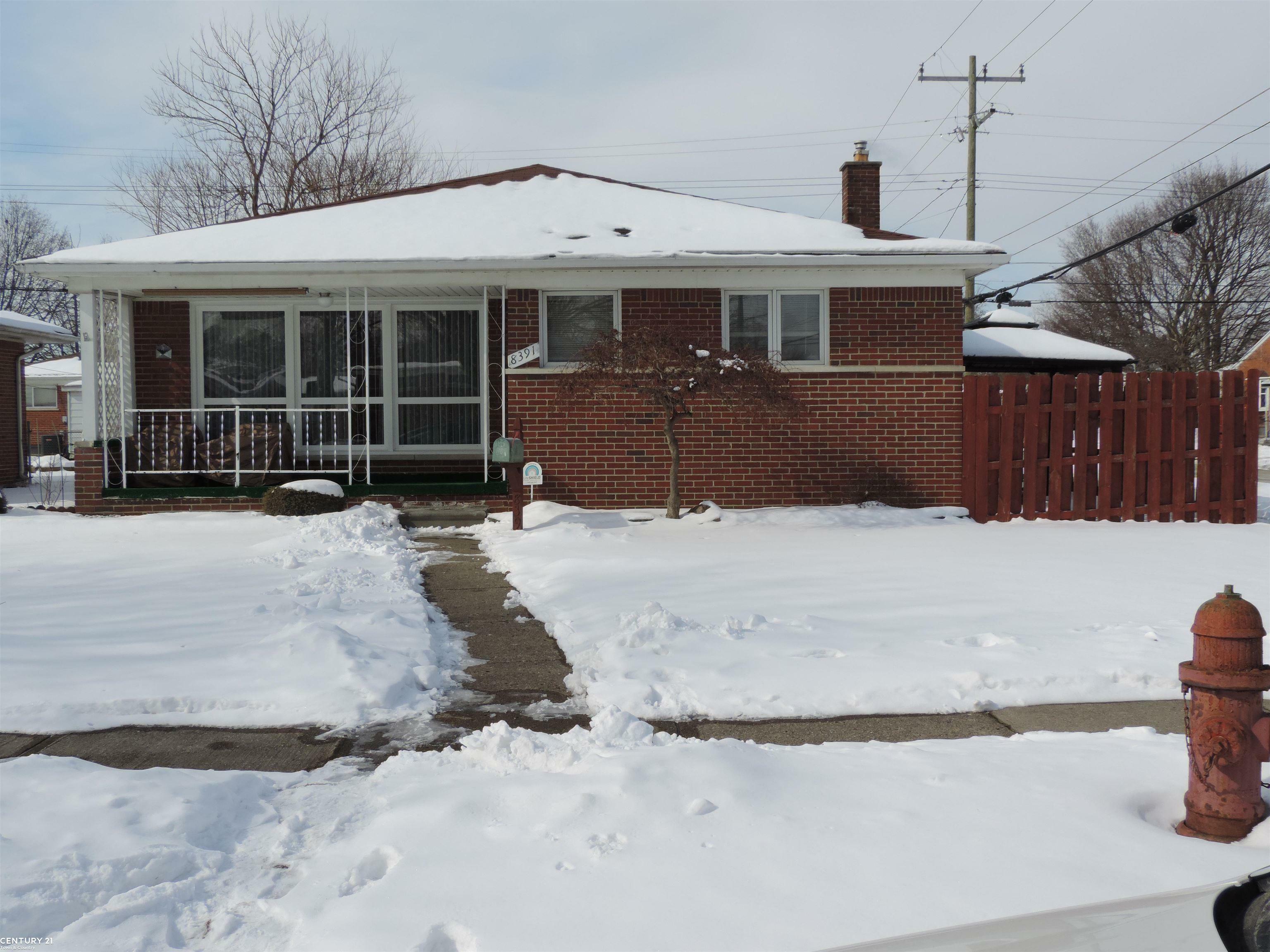 8391 Dixie Lane  Dearborn Heights MI 48127 photo