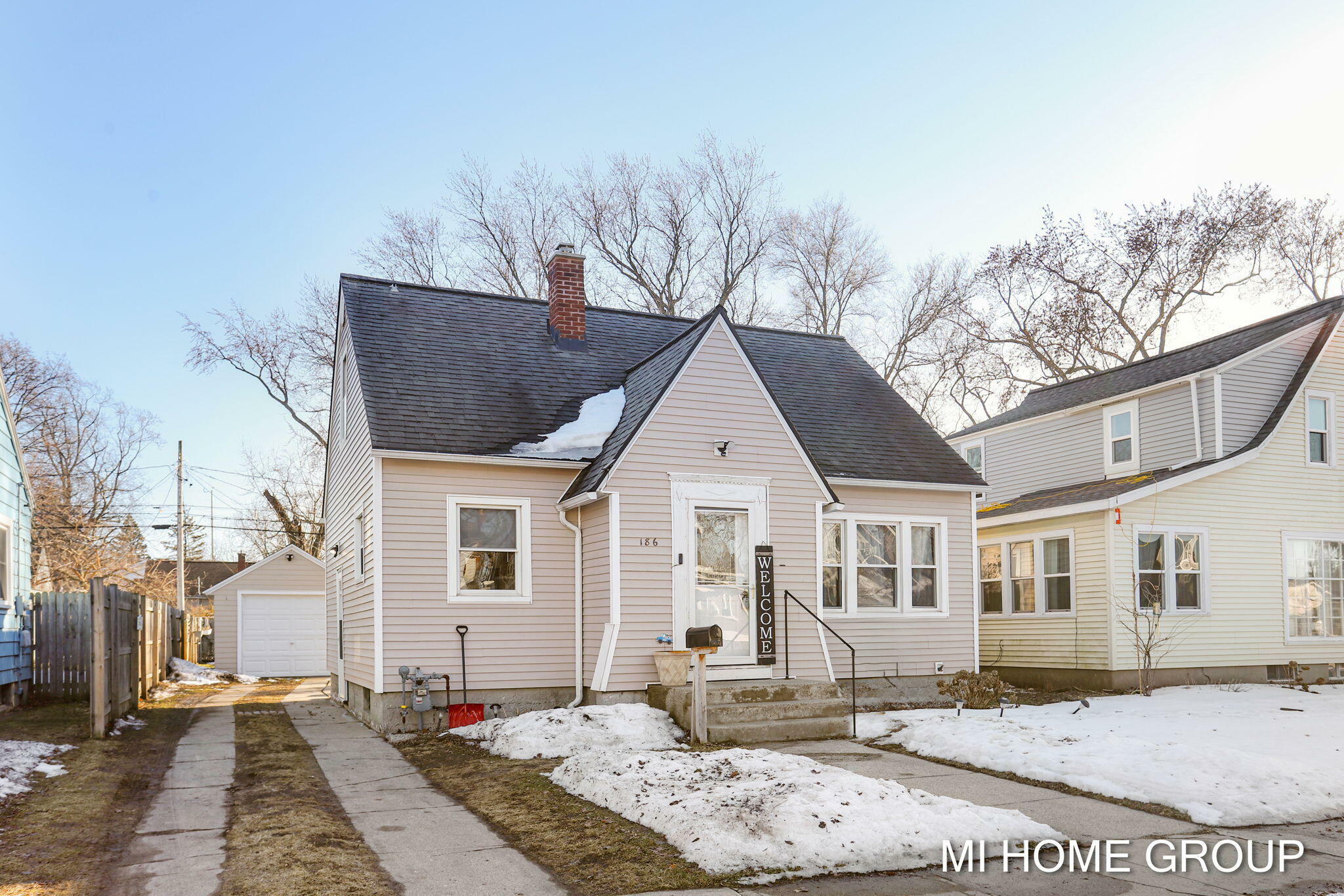 Property Photo: 186 W 20th Street MI 49423