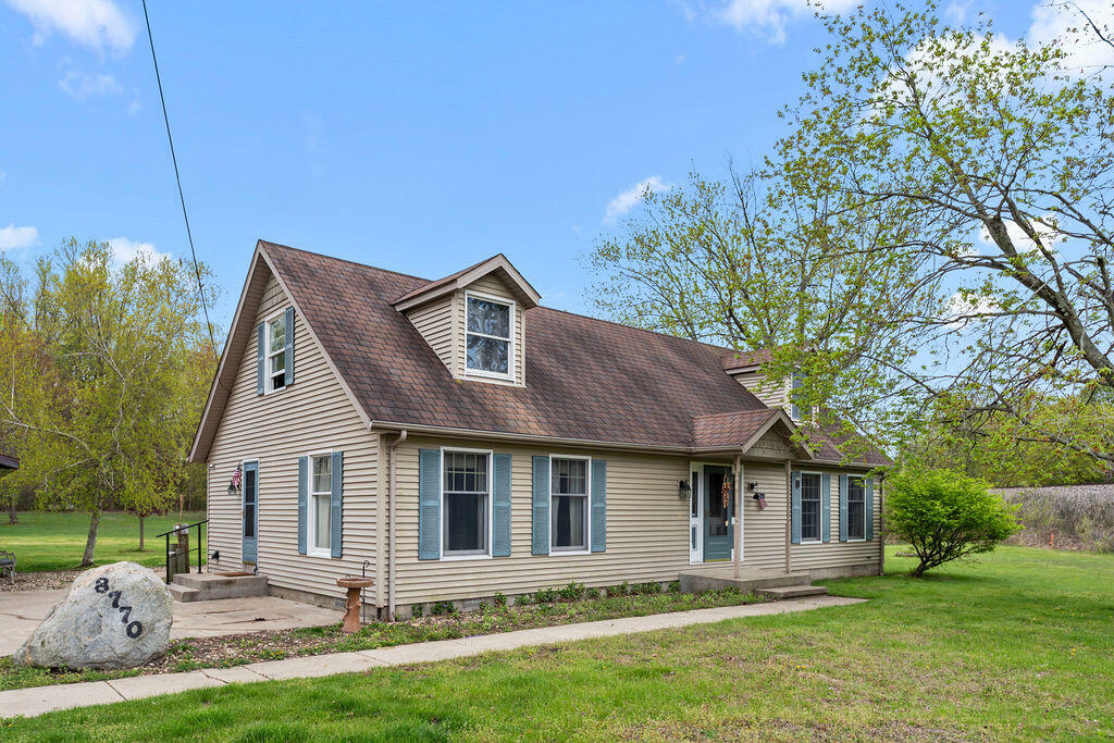 Property Photo: 8770 W East Road MI 49128