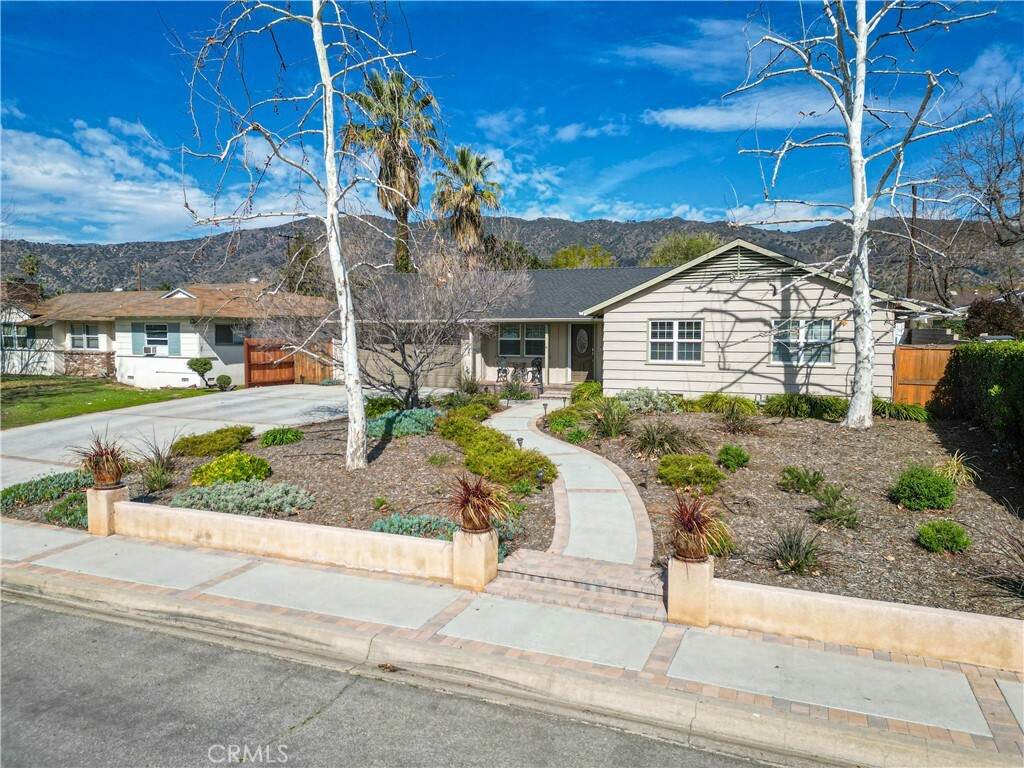 735 E Mountain View Avenue  Glendora CA 91741 photo