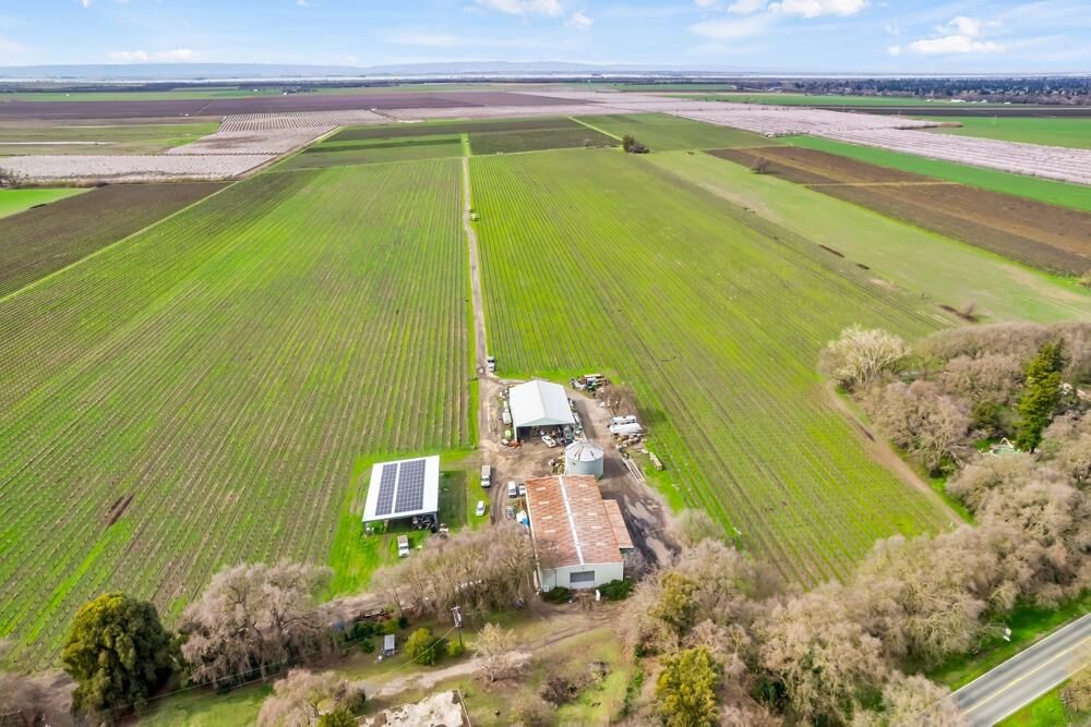 Property Photo: 33450 S River Road CA 95612