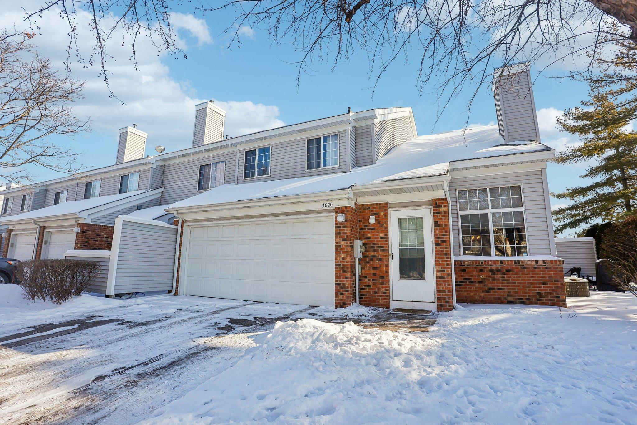 Property Photo:  3620 Willow Lane  MN 55110 