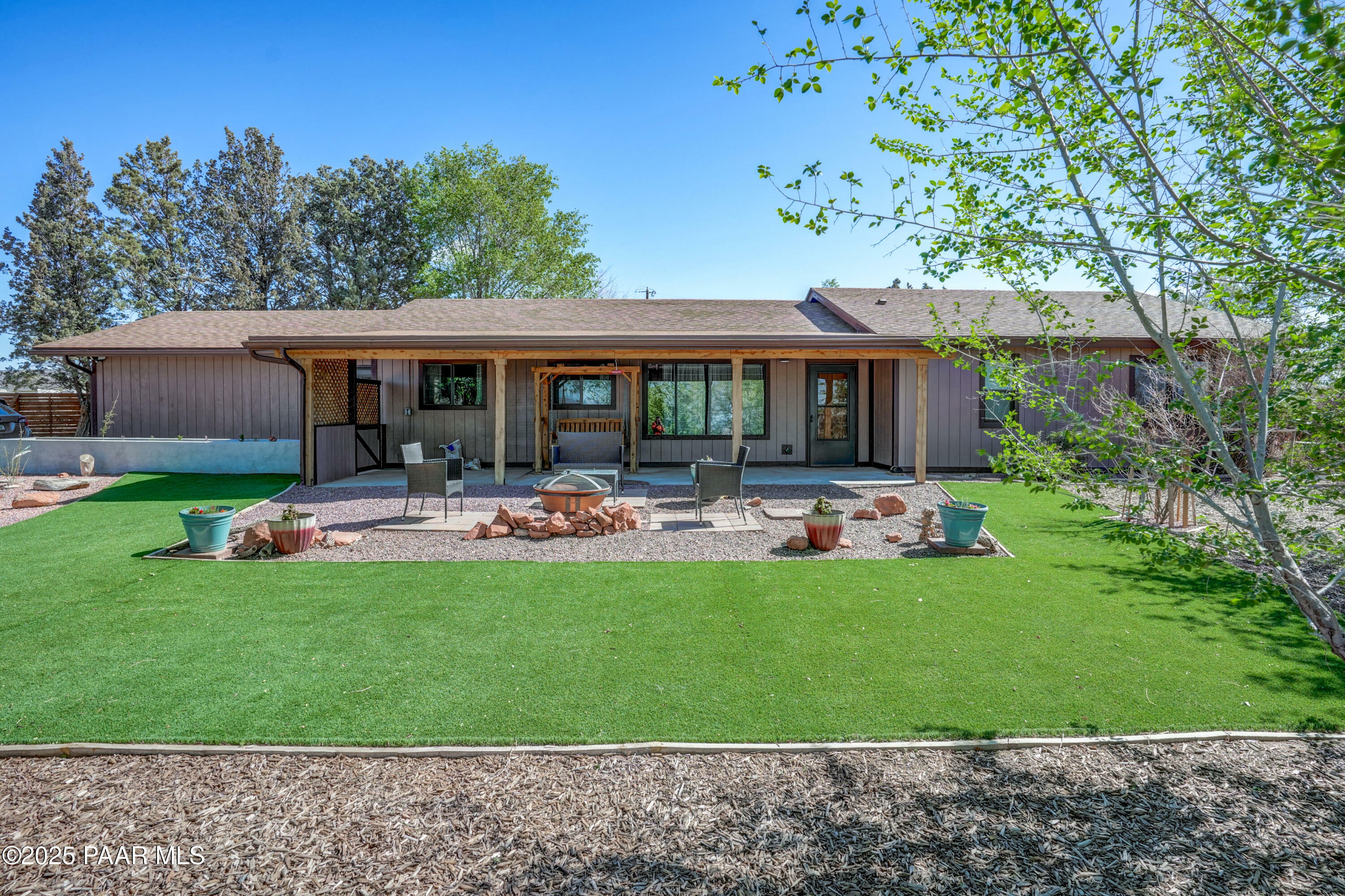 Property Photo: 24585 N Catalina Street AZ 86334