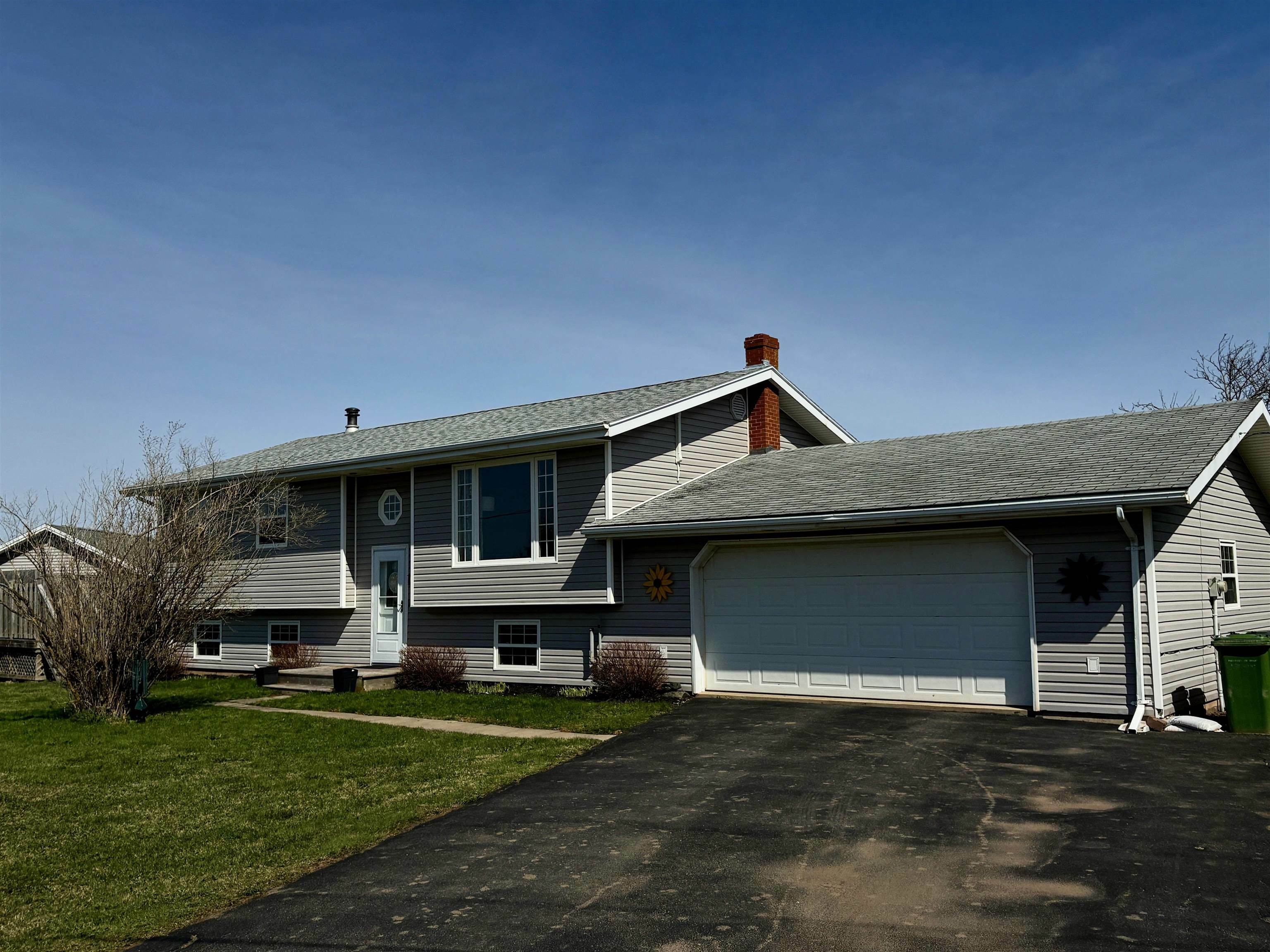 Property Photo: 2779 Fort Augustus Road PE C1B 1P9