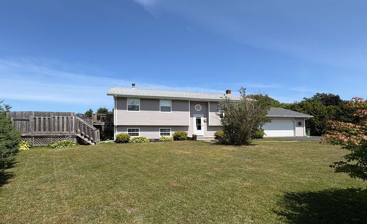 2779 Fort Augustus Road  Glenfinnan PE C1B 1P9 photo