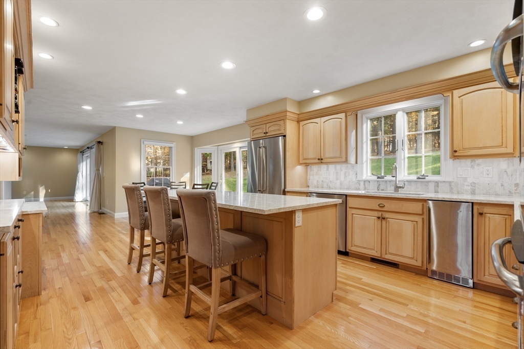 Property Photo:  12 Glenview Drive  MA 01451 