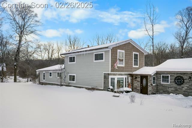 Property Photo: 2060 Dunwoodie Street MI 48462