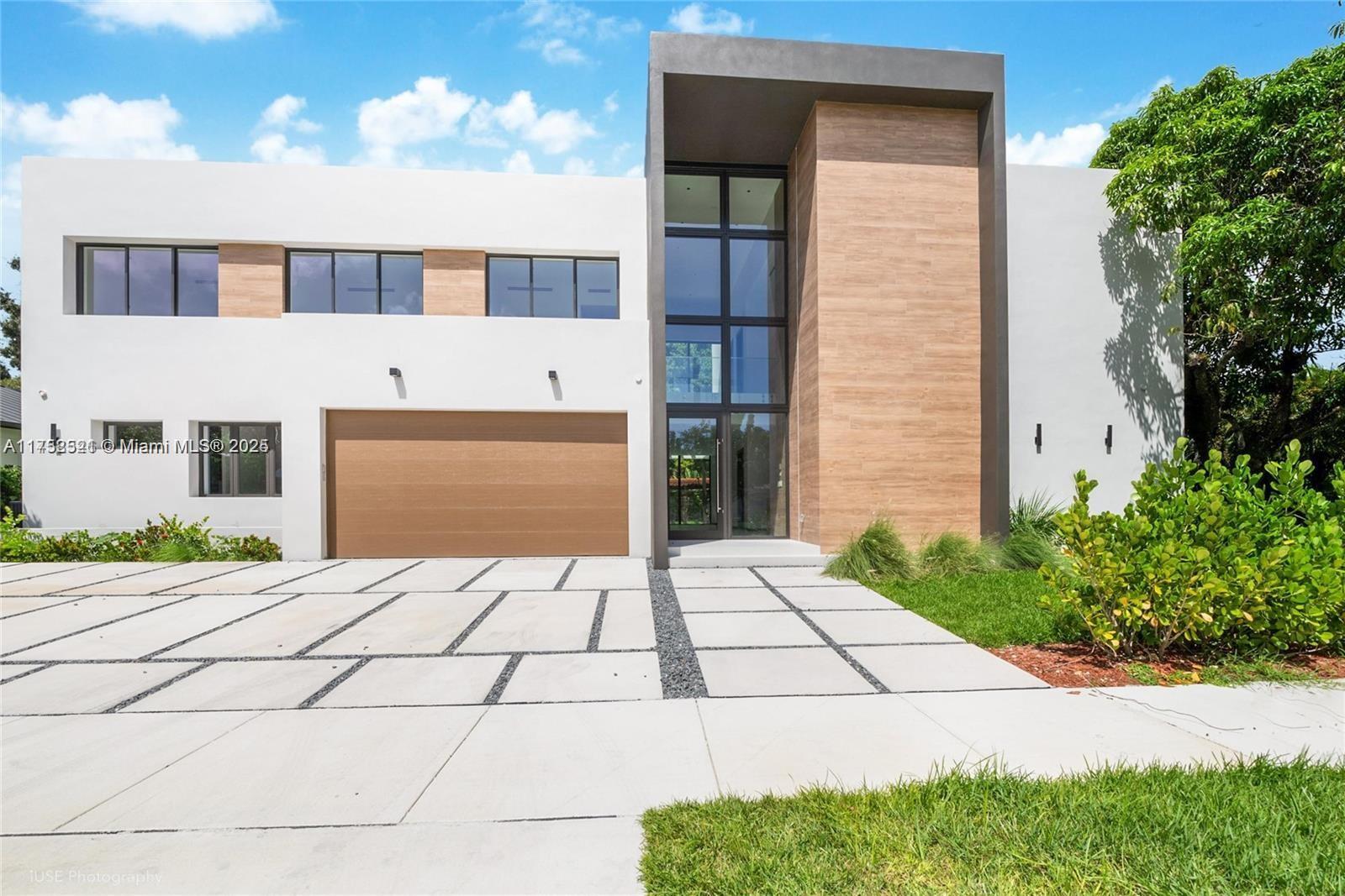 8000 SW 62 Ct  Miami FL 33143 photo