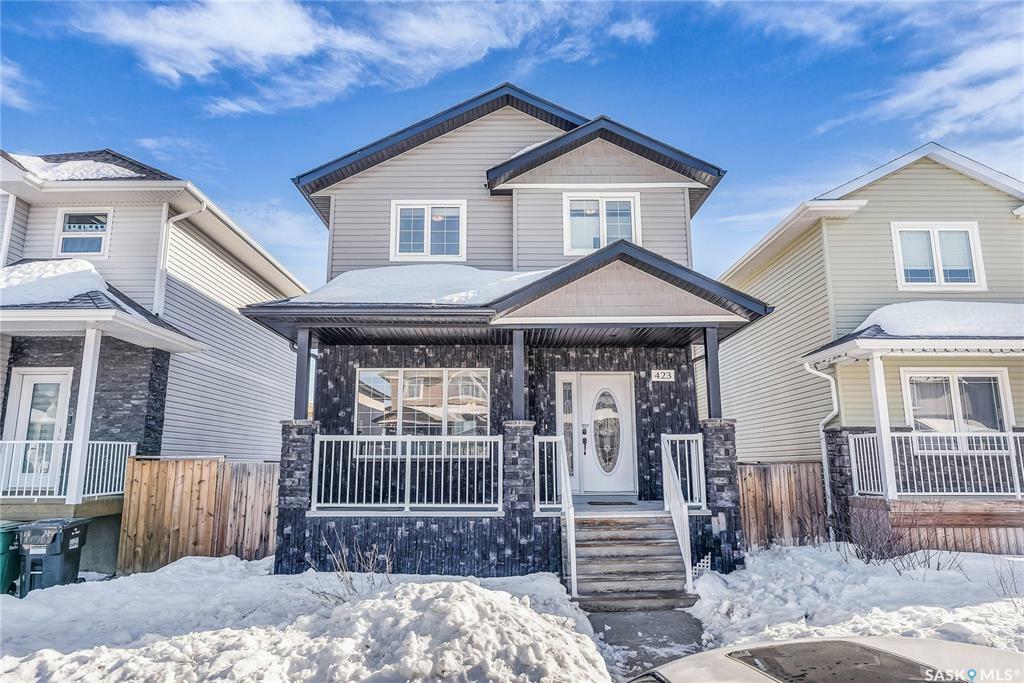 423 Geary Crescent  Saskatoon SK S7R 0E6 photo