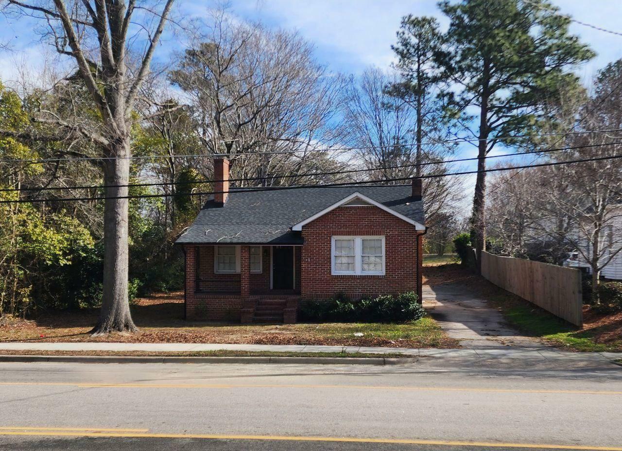 Property Photo:  504 N Arendell Avenue  NC 27597 