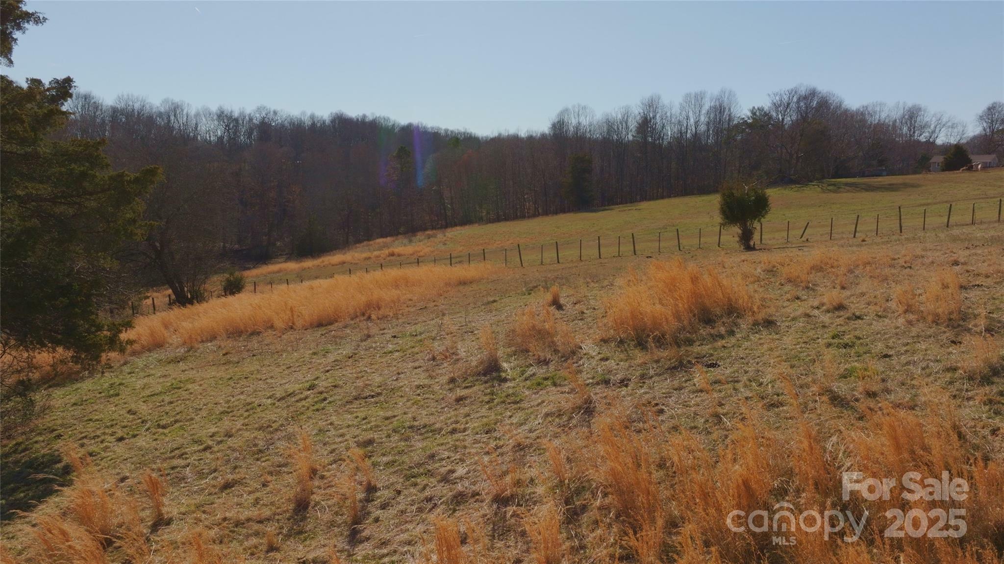 Property Photo: 2137 Old Latter Road NC 28658