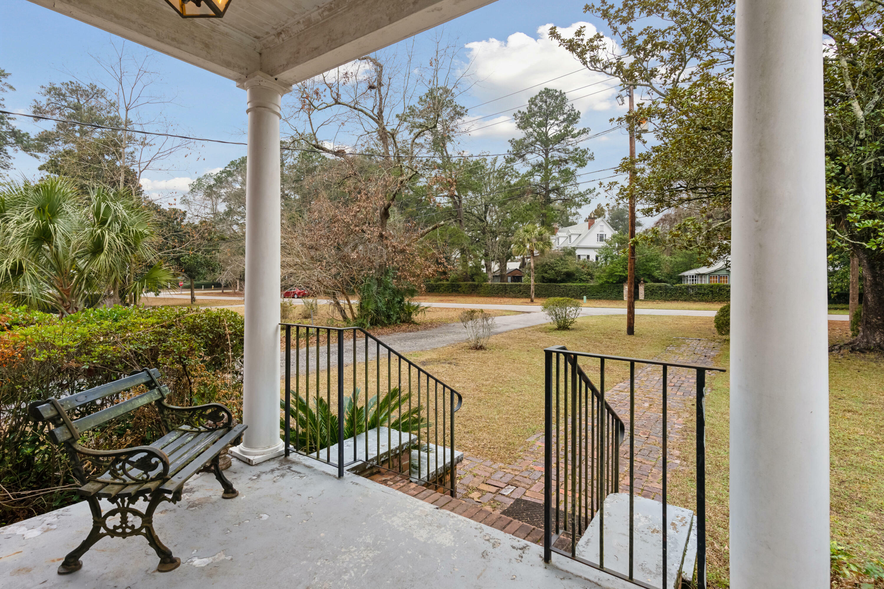 Property Photo: 105 S Palmetto Street SC 29483
