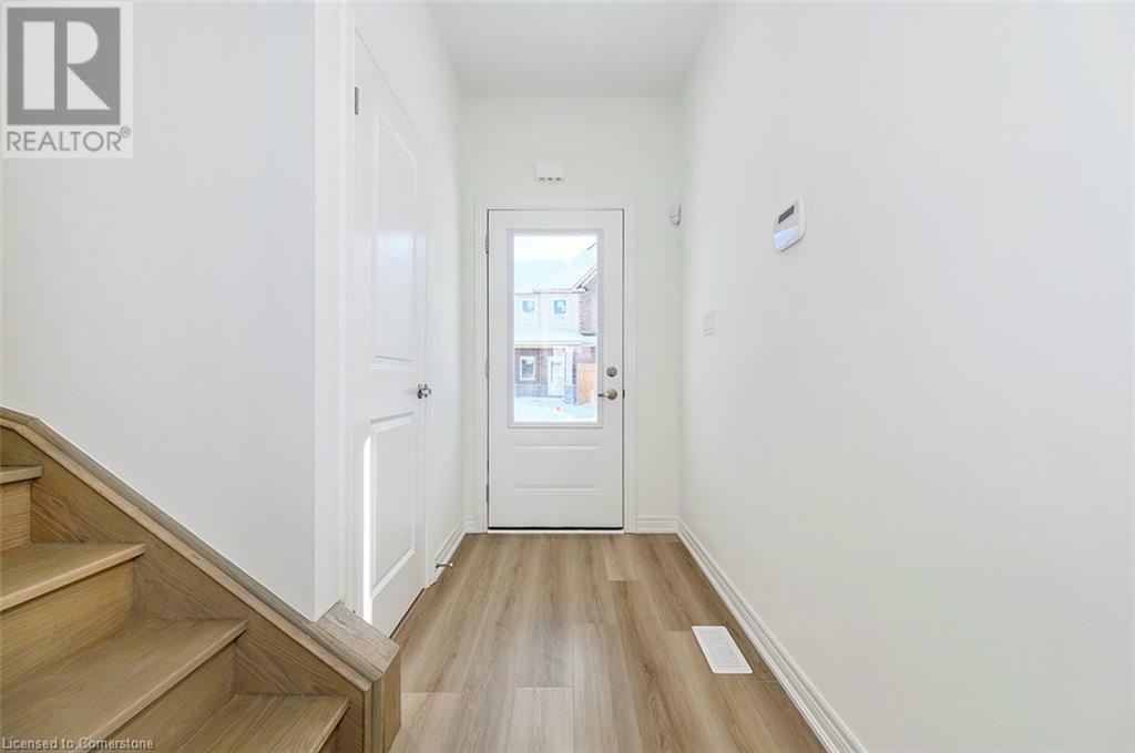 Property Photo:  205 Thames Way  ON L0R 1W0 