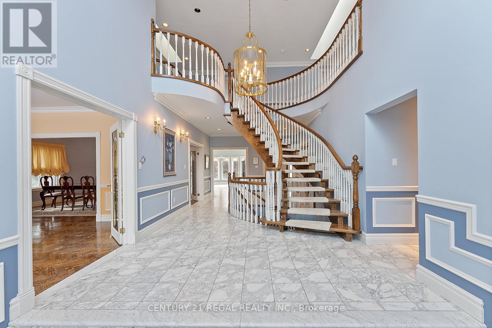 Property Photo:  78 Gerald Street West  ON M2L 2M8 