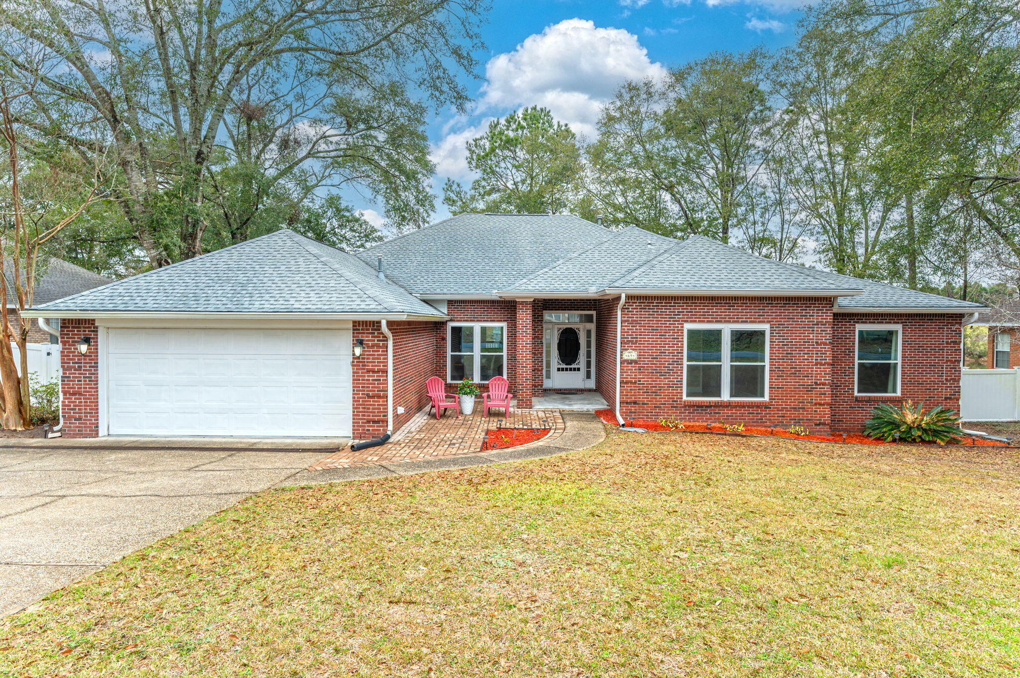 Property Photo: 4694 Lovegrass Lane FL 32539