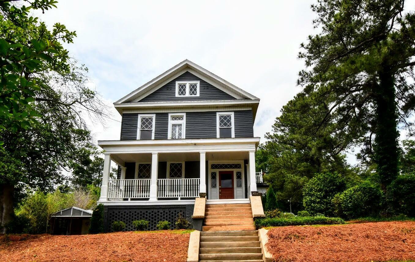 Property Photo:  826 Georgia Avenue  SC 29841 