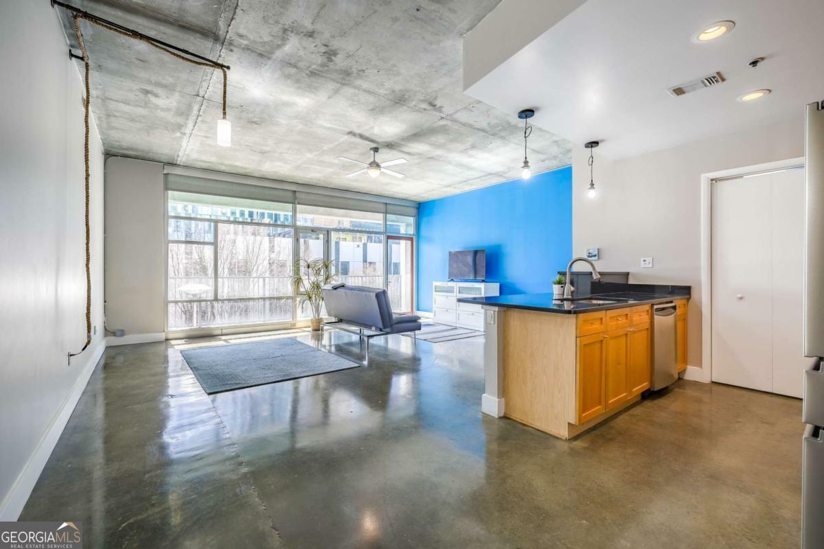 Property Photo: 845 Spring Street NW 322 GA 30308