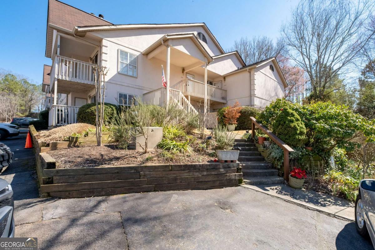 Property Photo: 903 Bridge Lane SE GA 30082