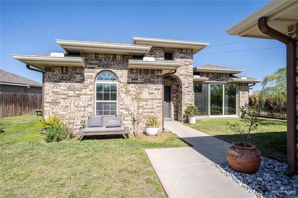 Property Photo:  5229 Escondido Pass  TX 78504 