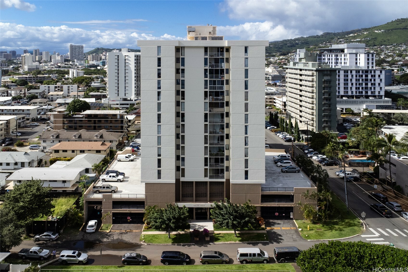 Property Photo: 2714 Kahoaloha Lane 503 HI 96826