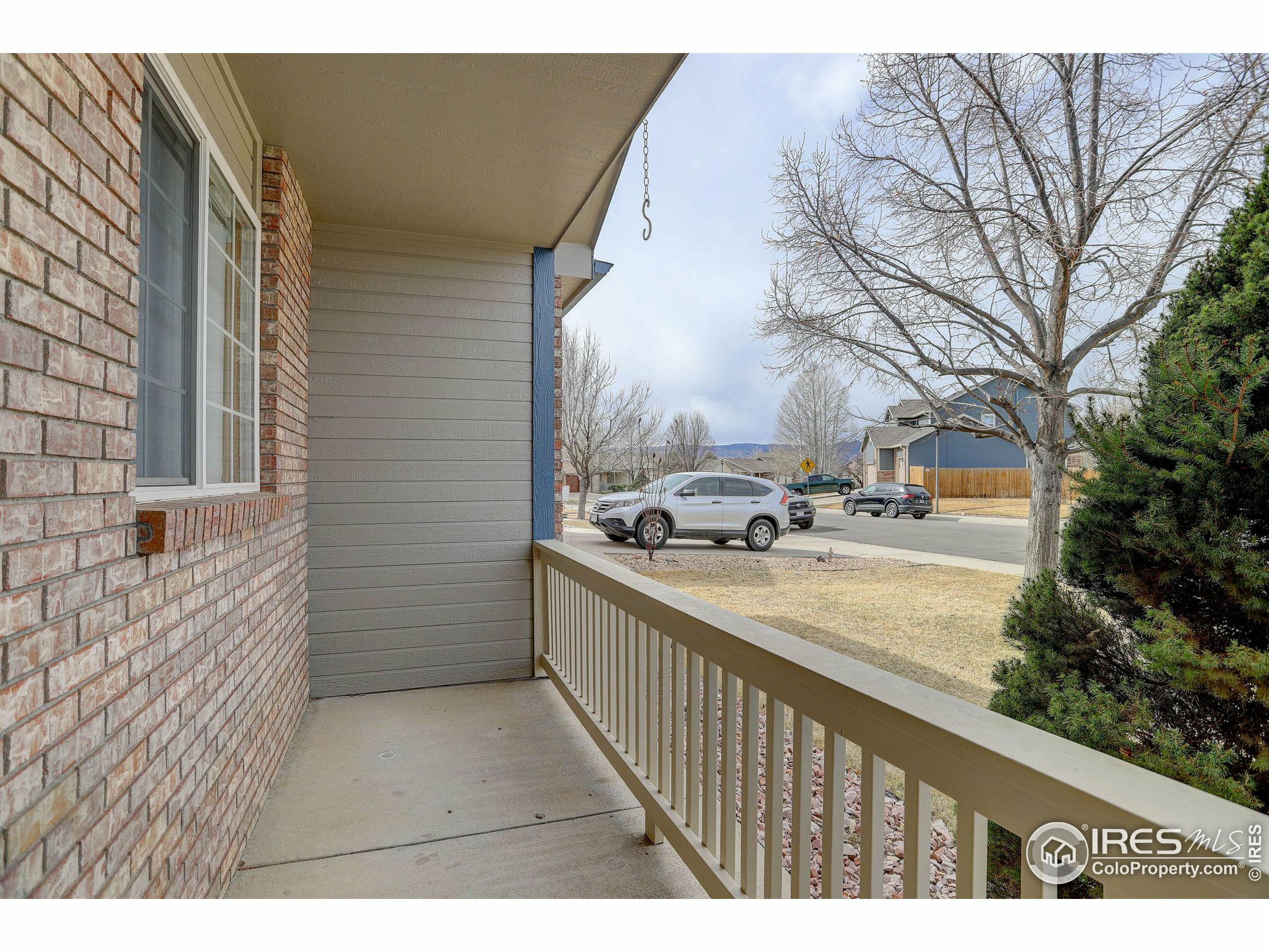 Property Photo:  3016 Ivy Dr  CO 80537 