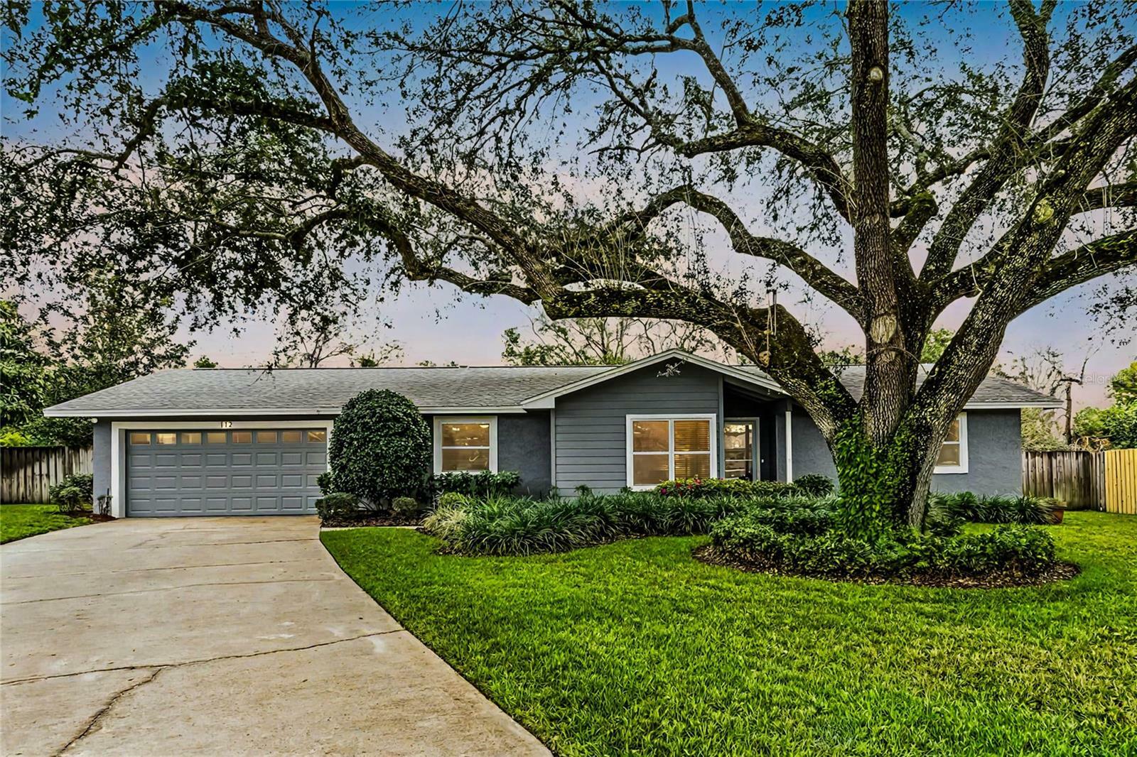 Property Photo:  112 E Cumberland Circle  FL 32779 