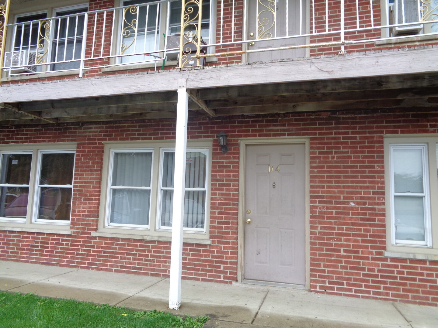 Property Photo:  1340 N Main Street A13  IL 60187 