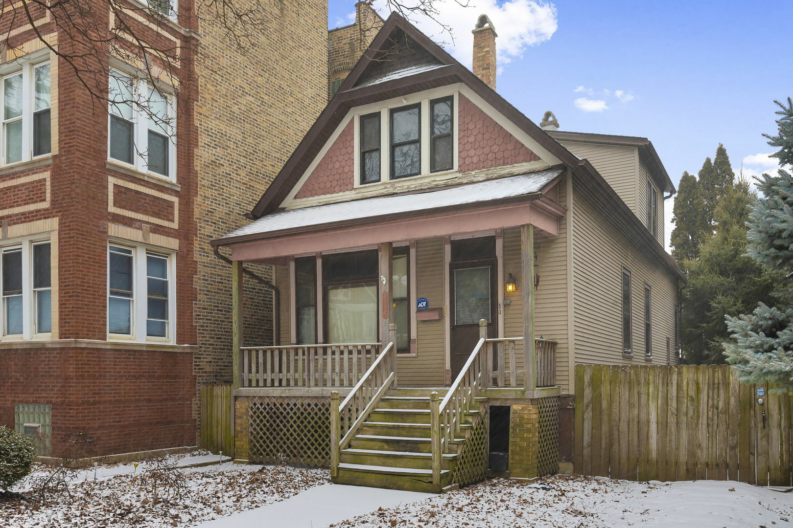 Property Photo:  4150 N Monticello Avenue  IL 60618 