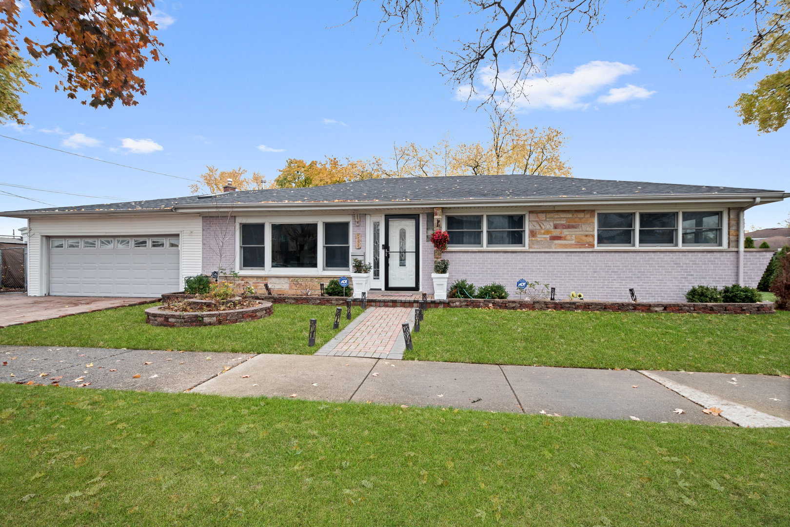 Property Photo:  8525 Major Avenue  IL 60053 