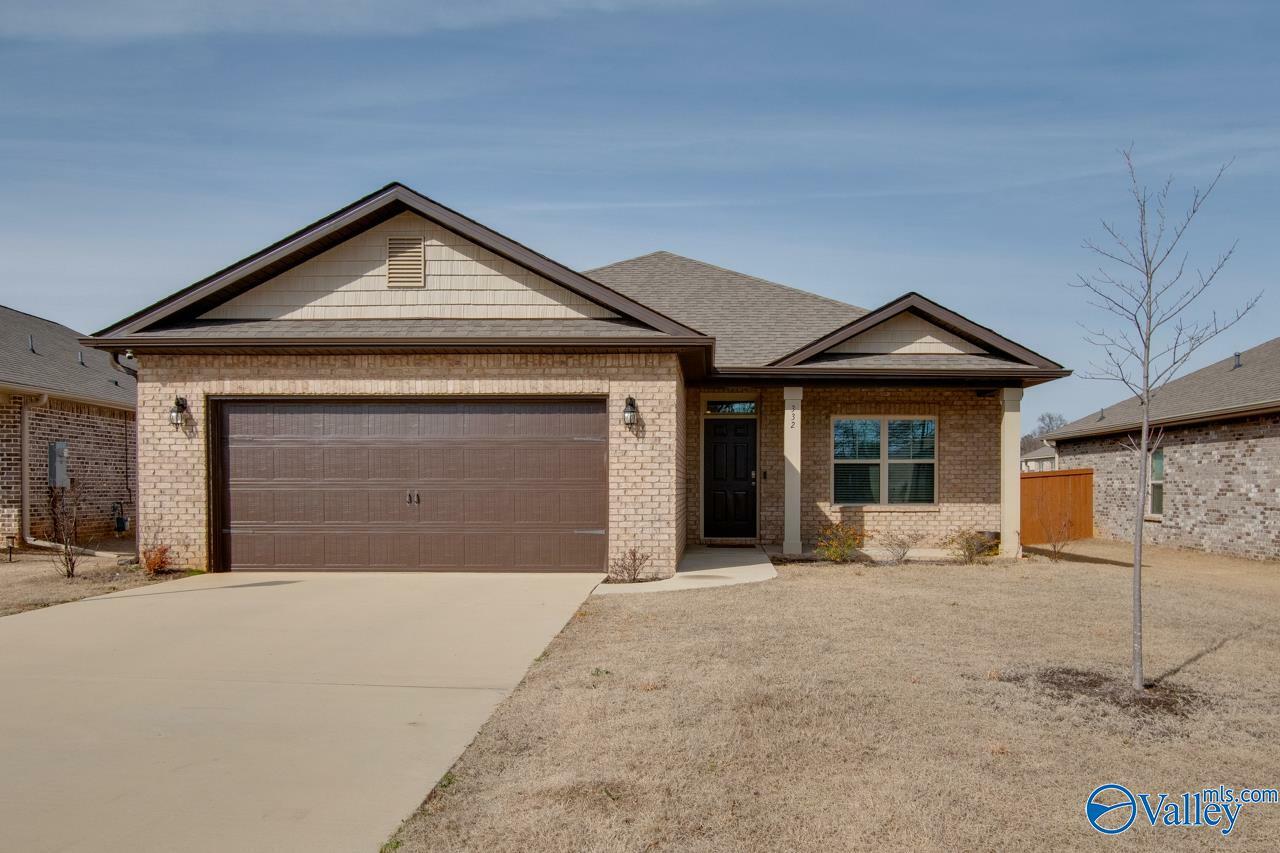 Property Photo: 332 Yogi Court NW AL 35757